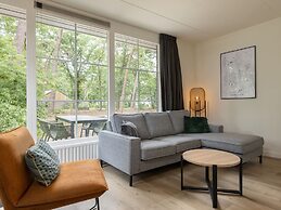 Nice Bungalow in a Car-free Park