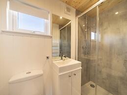 Nice House With gas Fireplace Near the Beach