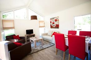 Enchanting Chalet 600 m From the sea
