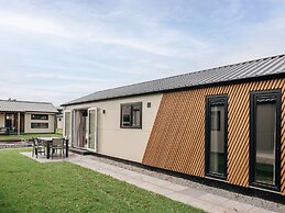 Nice and Cosy Chalet With ac and Sloop