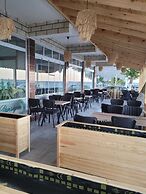 Defne Otel & Restaurant