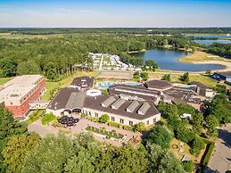 Restyled Villa With Infrared Sauna, in a Holiday Park in De Maasduinen
