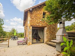 Storehouse With Pool Near Monpazier