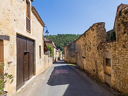 Storehouse With Pool Near Monpazier