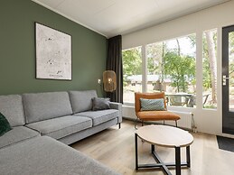 Beautiful Bungalow in a Car-free Park