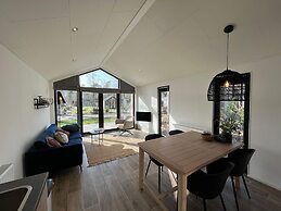 Cozy Chalet With Dishwasher, Adjacent to the Hoge Veluwe National Park