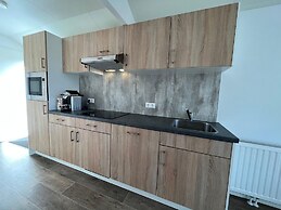 Cozy Chalet With Dishwasher, Adjacent to the Hoge Veluwe National Park