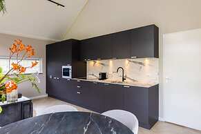 Beautiful Lodge With a Nice Terrace