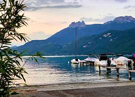 Alpine Getaway With Pool