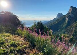 Alpine Getaway With Pool