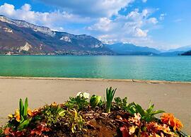 Alpine Getaway With Pool