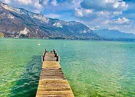 Alpine Getaway With Pool