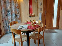 Chalet la Coccinelle for 2 People