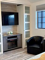 Lakefront View #2463