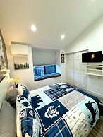 Lakefront View #2463