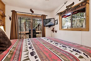 Cozy Bear Pines #2465