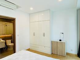 DongDong Apartment in Sunwah Pearl