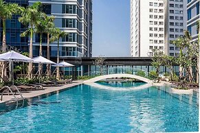 DongDong Apartment in Sunwah Pearl