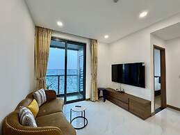 DongDong Apartment in Sunwah Pearl