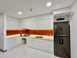 DongDong Apartment in Sunwah Pearl