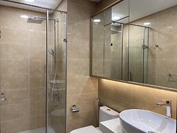 DongDong Apartment in Sunwah Pearl