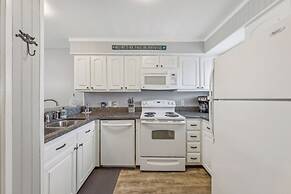 Sunny Shores Retreat HH Resort