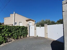 Majestic Villa in Homps With Private Pool