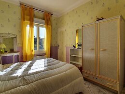 Majestic Villa in Homps With Private Pool