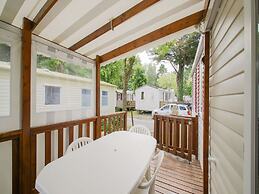 Swanky Mobile Home in Saint Jean de Monts