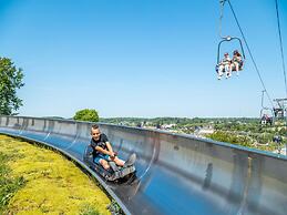 Tidy Chalet With Dishwasher, 9 km From Maastricht