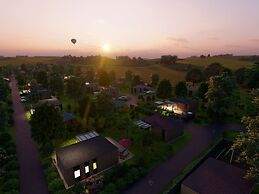 Tidy Chalet With Dishwasher, 9 km From Maastricht