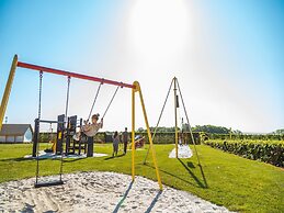 Tidy Chalet With Dishwasher, 9 km From Maastricht