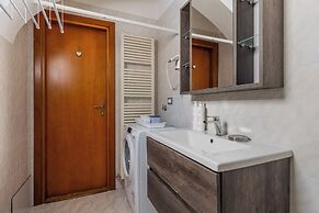 Casa sul canale di Via Piella