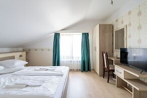 Faraway Aparthotel near Airport