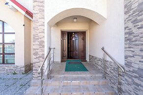 Faraway Aparthotel near Airport