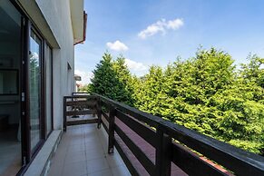 Faraway Aparthotel near Airport