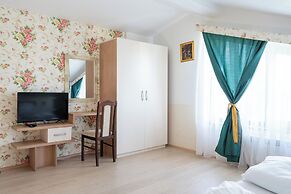 Faraway Aparthotel near Airport