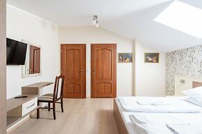 Faraway Aparthotel near Airport