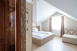Faraway Aparthotel near Airport