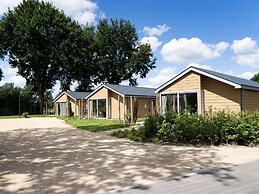 Nice Tentlodge With Veranda, 2km From the Efteling
