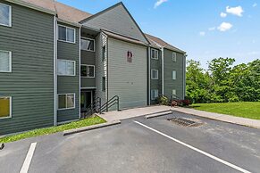 Smokys 2br Condo w/ Pools, Spas & Scenic Views!