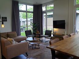 Modern Chalet With Dishwasher, Near the Efteling