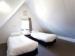 Luxury Villa in Arnhem With Parking