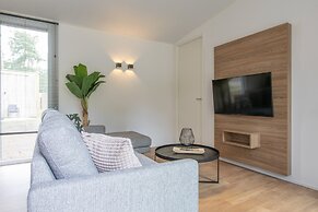 Chalet Near Eindhoven in a Green Oasis