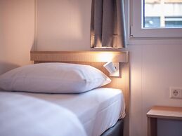 Detached Chalet With air Conditioning, on a Holiday Park, 12 km. From 