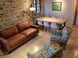 Cosy Holiday Home With Private Terrace