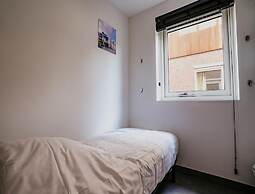 Waterside Escape With Easy Access