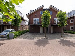 Holiday Home With Jetty Near Amsterdam