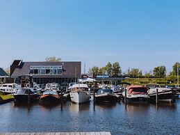 Holiday Home With Jetty Near Amsterdam