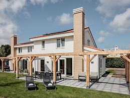 Modern, Semi-detached Holiday Home, on a Holiday Park, Only 4.5 km. Fr